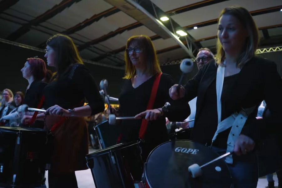 Team building musical